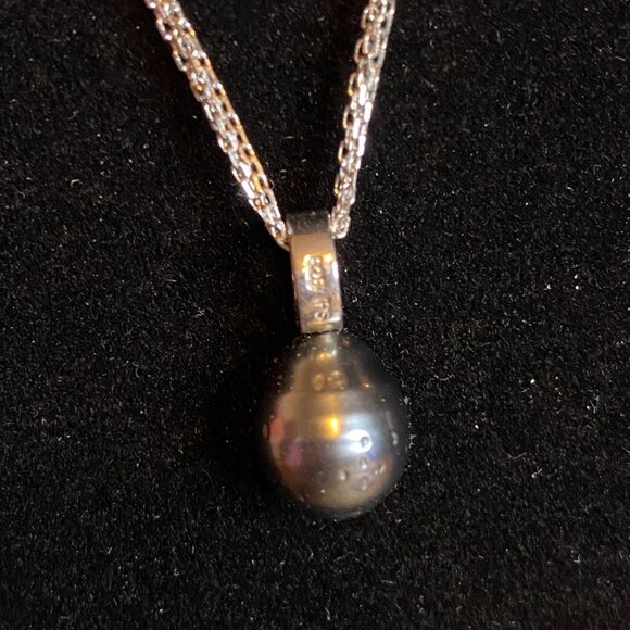 18-inch sterling silver 925 necklace 3 delicate chains black pearl pendant 3 dia - Picture 2 of 6